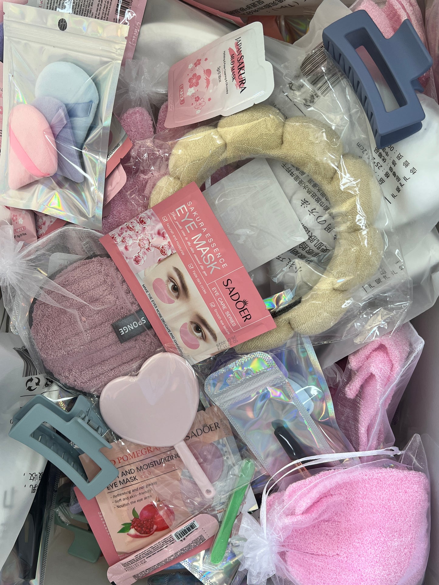 Beauty Scoop
